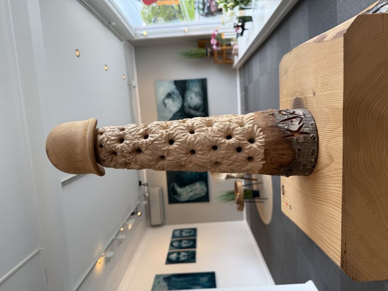 Kjøttfløyta, treskulptur